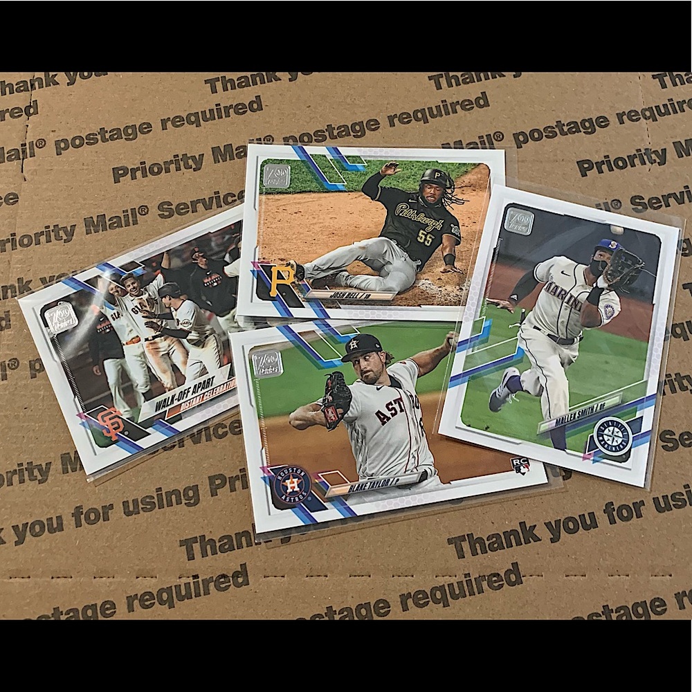 Lot of 4 β21 Topps 70 Baseball Cards